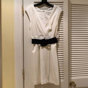 NWT Trina Turk belted dress